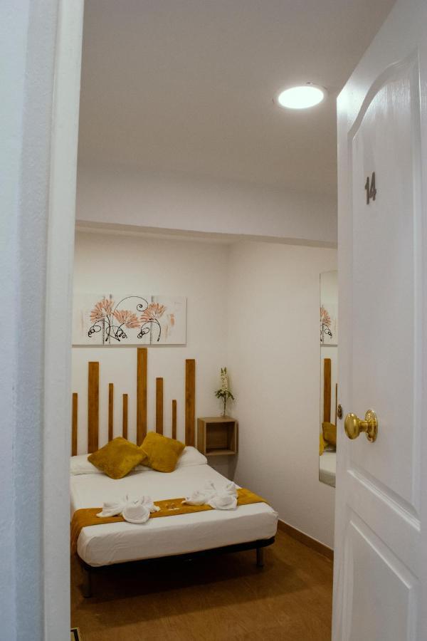 ホテル Casa Lemus マドリード エクステリア 写真