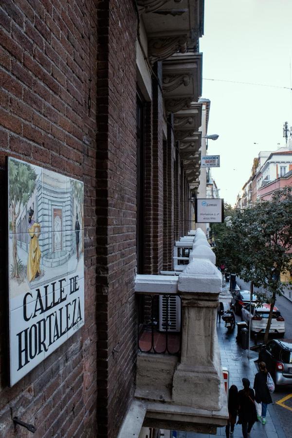 ホテル Casa Lemus マドリード エクステリア 写真