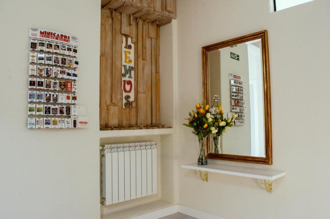 ホテル Casa Lemus マドリード エクステリア 写真