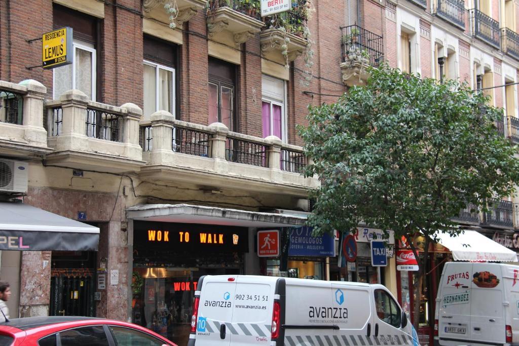 ホテル Casa Lemus マドリード エクステリア 写真